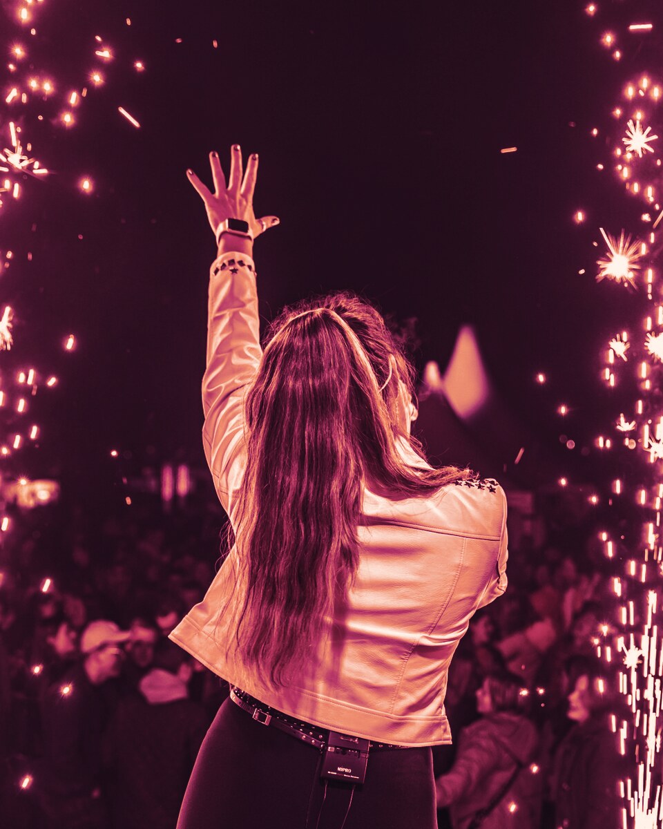Home suusieq banner b2 sparkles